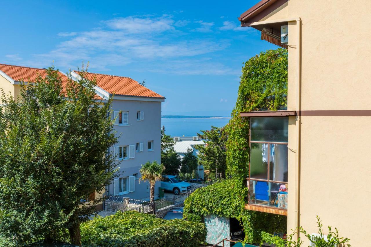 Apartman Laura Selce Exterior photo